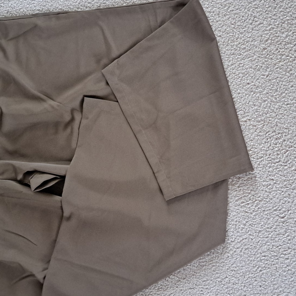 XLARGE.   HALARA SHIRRED BUTTON ZIPPER STRAIGHT LEG PANTS - Picture 6 of 9